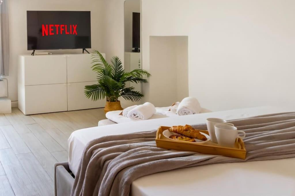 Centro Deluxe Suite Con Wi-Fi E Netflix Turin Bagian luar foto